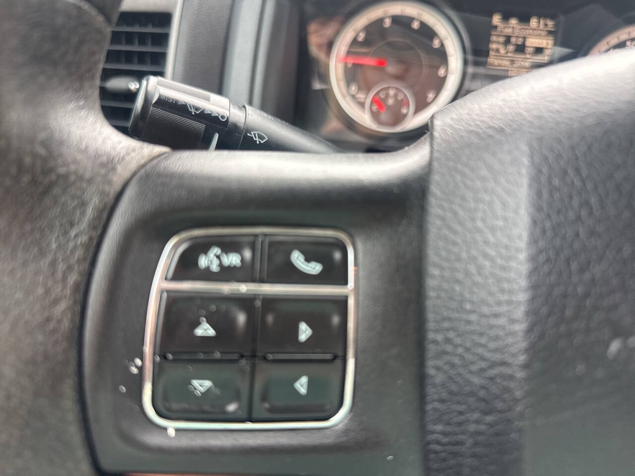 Used 2017 RAM 1500 ST w/ SXT Appearance Group AWD/4WD image 29