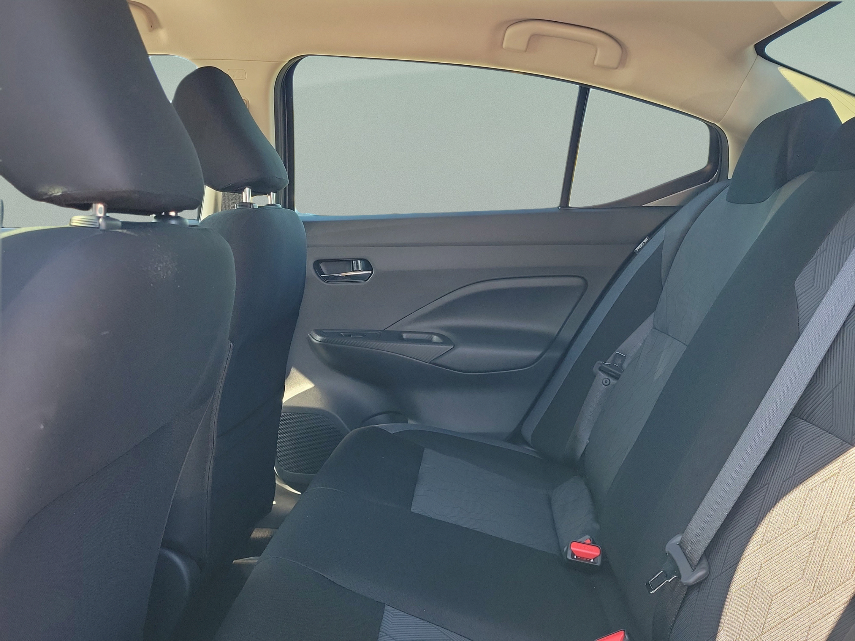 Certified 2025 Nissan Versa SV w/ Trunk Package FWD image 12
