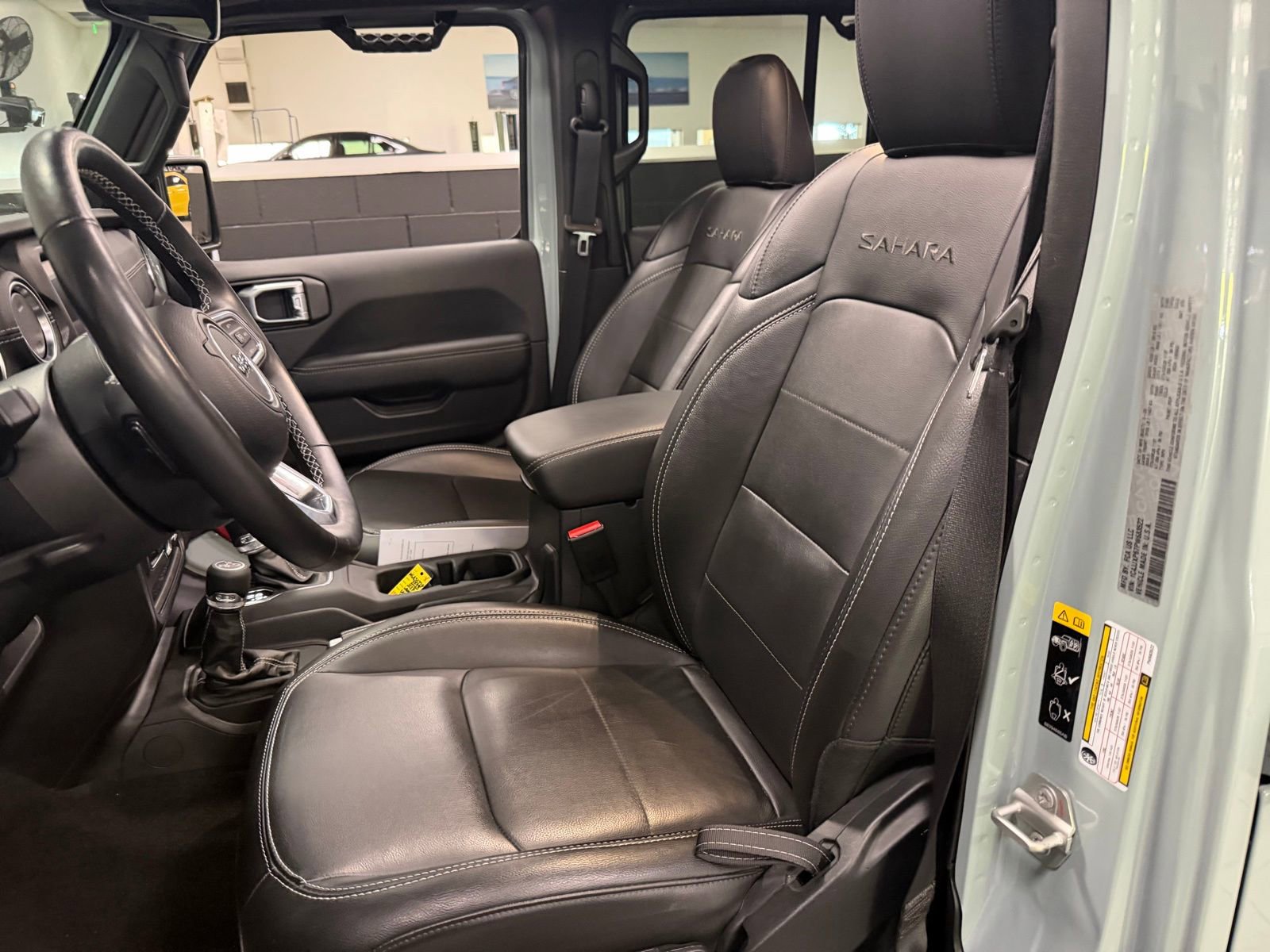 Used 2023 Jeep Wrangler Unlimited Sahara w/ Cold Weather Group image 9