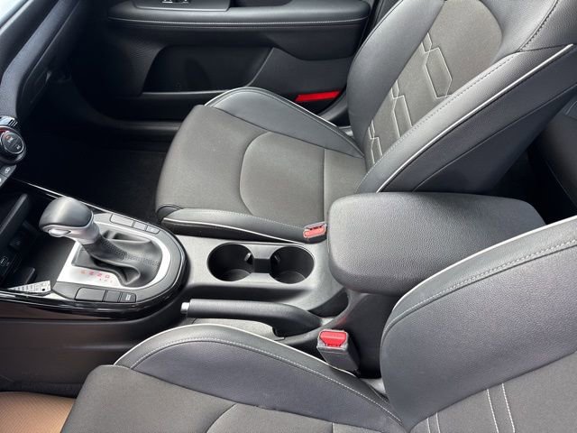 Used 2022 Kia Forte GT-Line image 16