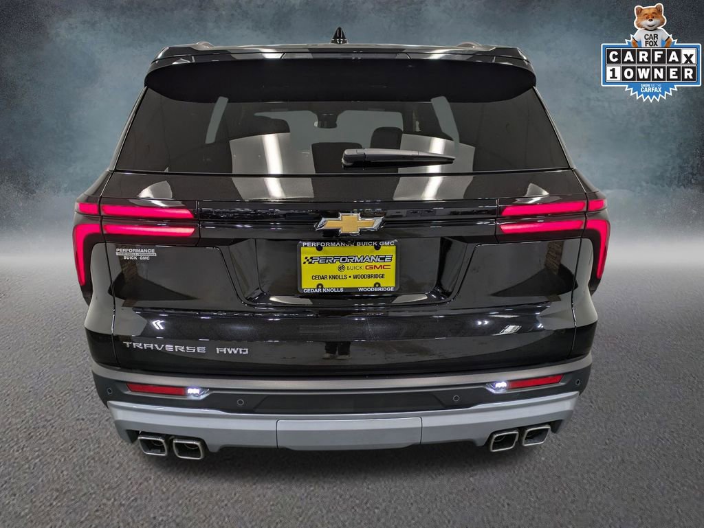 Used 2025 Chevrolet Traverse LT w/ Driver Confidence Package AWD/4WD image 5