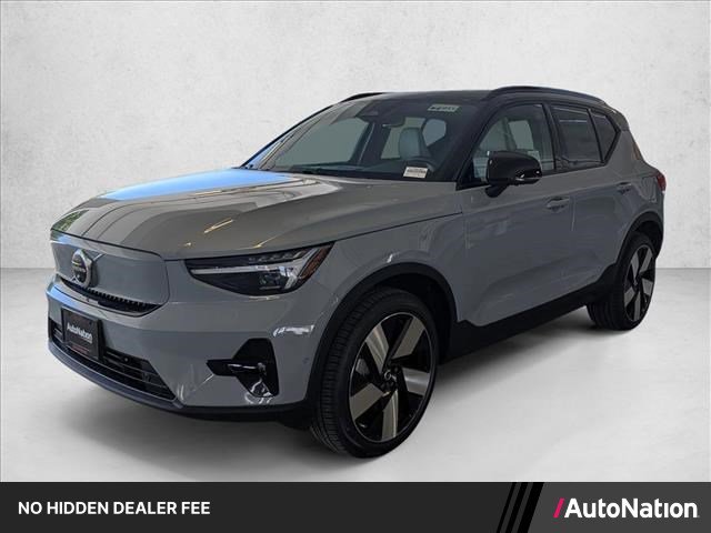 New 2026 Volvo EX40 Plus w/ Climate Package