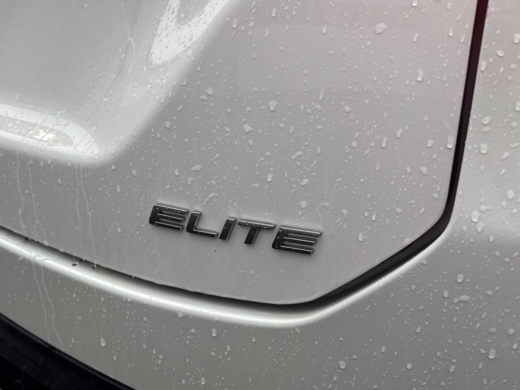 Certified 2025 Honda Pilot Elite image 10