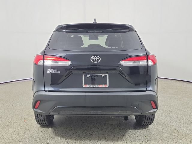 Used 2025 Toyota Corolla Cross L FWD image 6