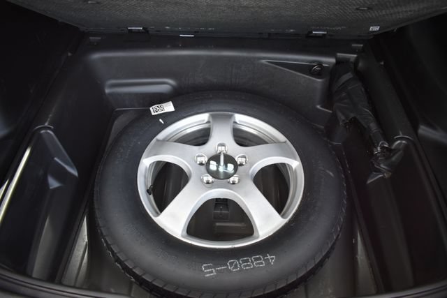 Used 2023 Jeep Grand Cherokee Limited AWD/4WD image 41