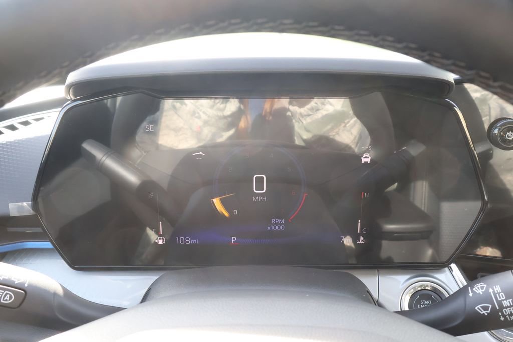 New 2026 Chevrolet Trax LT w/ Sunroof Package FWD image 21