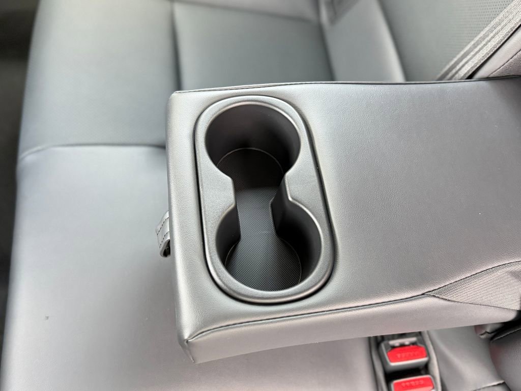 New 2026 Toyota Prius Plug-In Hybrid image 7