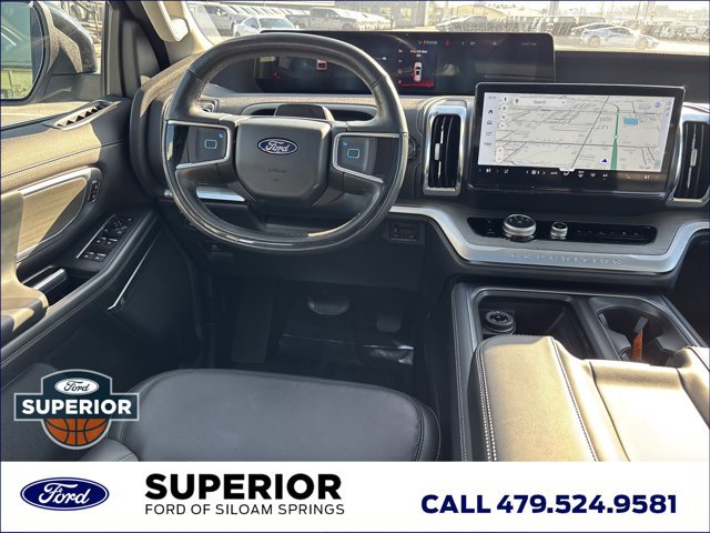 Used 2025 Ford Expedition Platinum image 22