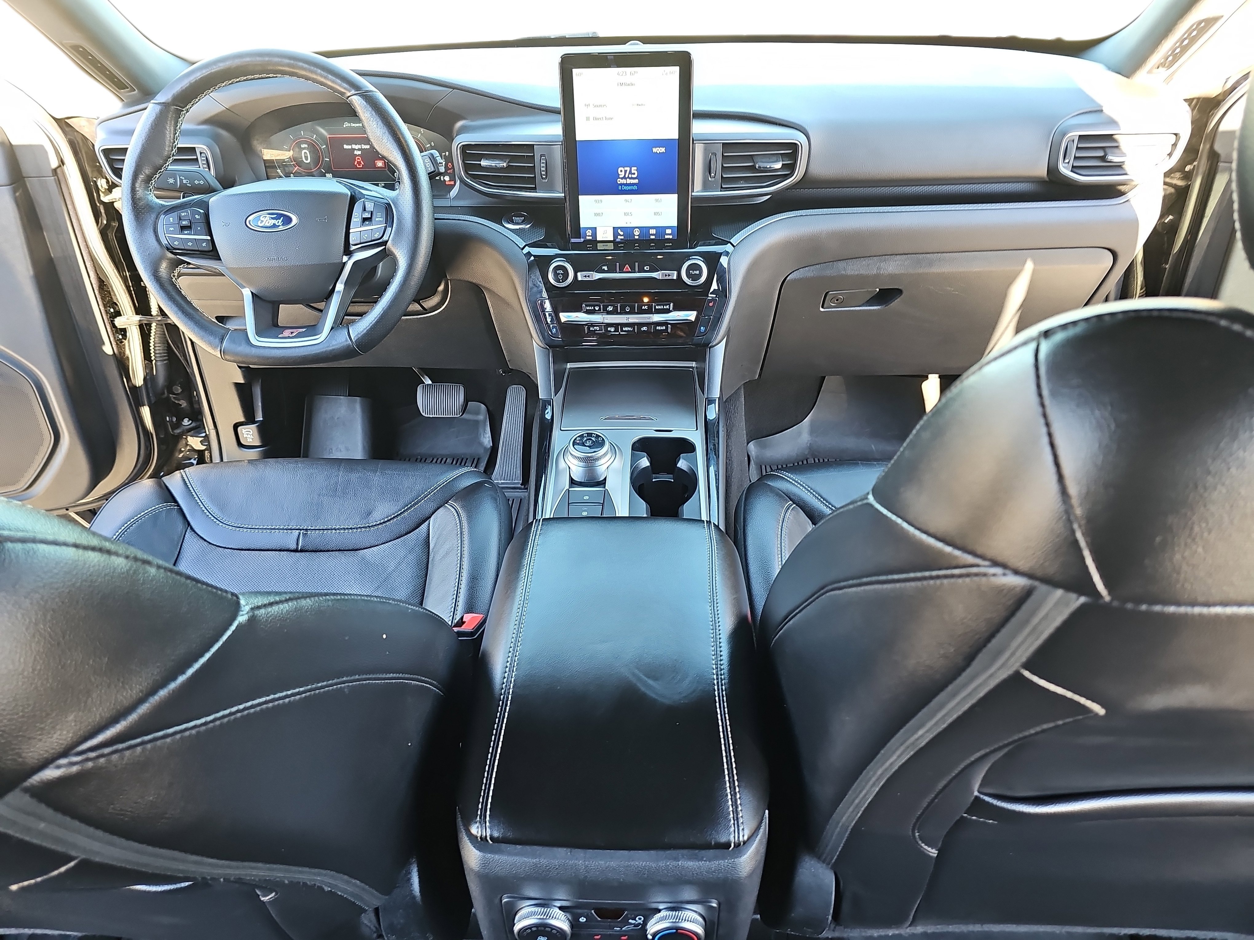 Used 2022 Ford Explorer ST w/ Equipment Group 401A image 9