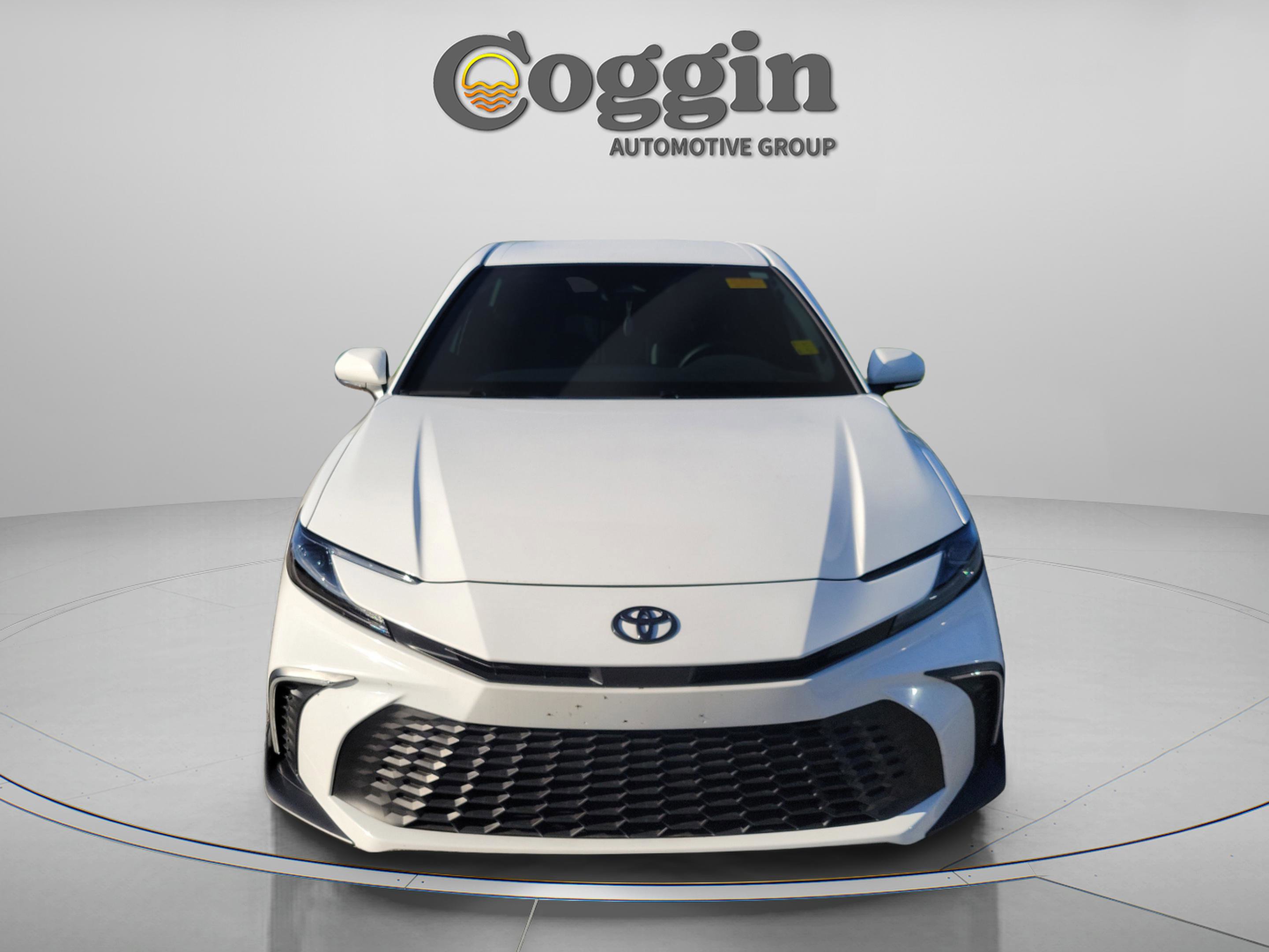 Certified 2025 Toyota Camry SE w/ Convenience Package FWD image 7