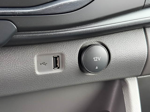 New 2026 Ford Transit 250 Low Roof RWD image 8