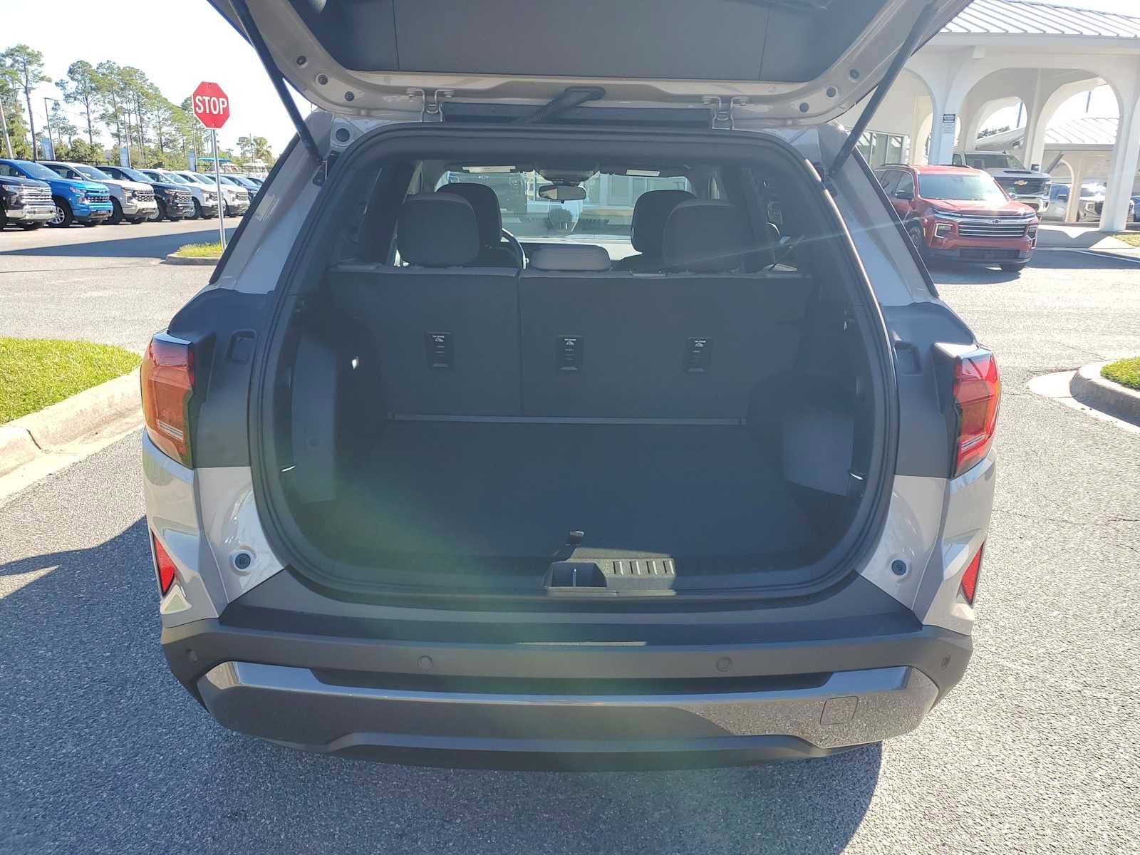 New 2026 GMC Terrain Elevation image 29