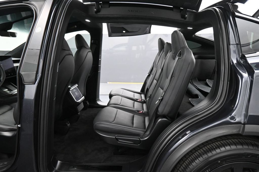 Used 2024 Tesla Model X AWD/4WD image 18