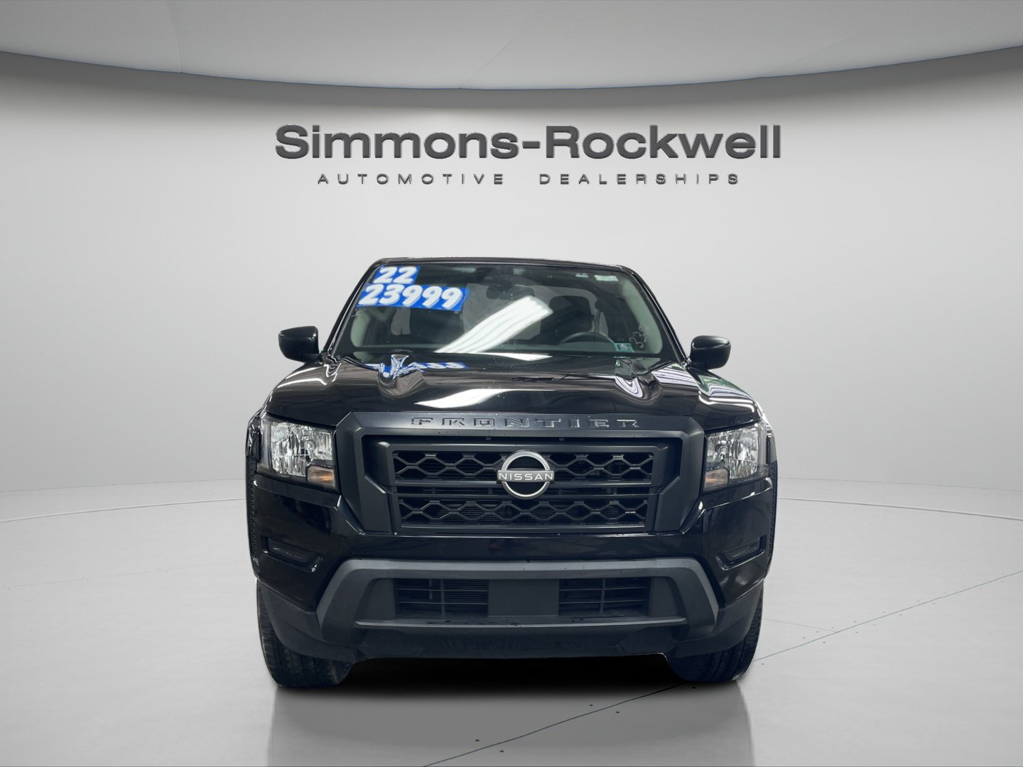 Used 2022 Nissan Frontier S RWD image 8