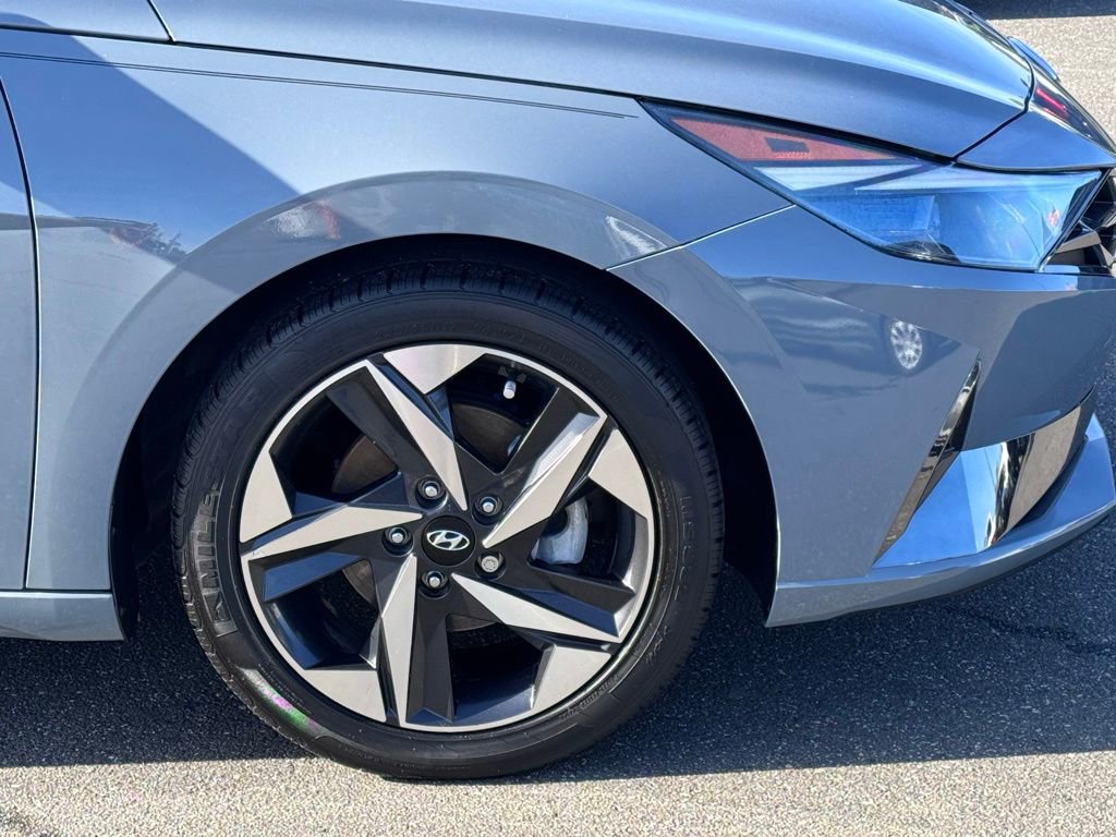 Used 2022 Hyundai Elantra SEL w/ Convenience + Premium Package image 43