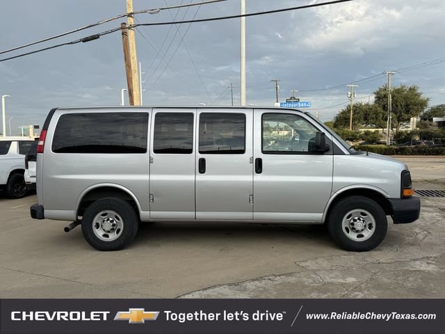 Used 2015 Chevrolet Express 2500 LS RWD image 3
