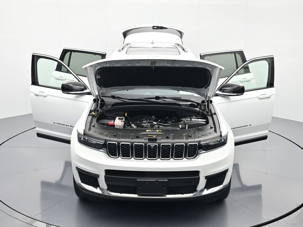 Used 2024 Jeep Grand Cherokee L Limited w/ Luxury Tech Group II AWD/4WD image 46