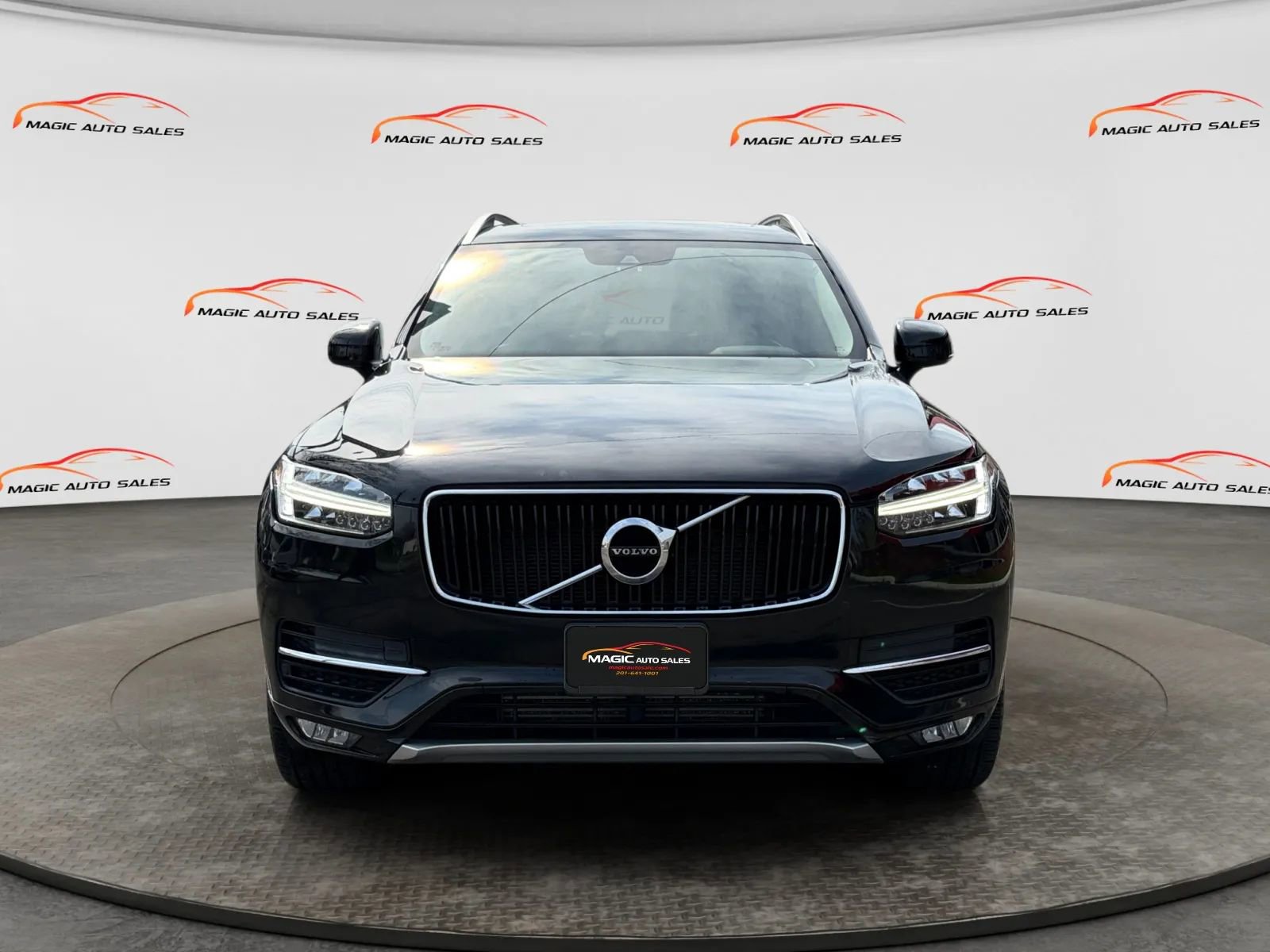 Used 2019 Volvo XC90 T5 Momentum AWD/4WD image 3