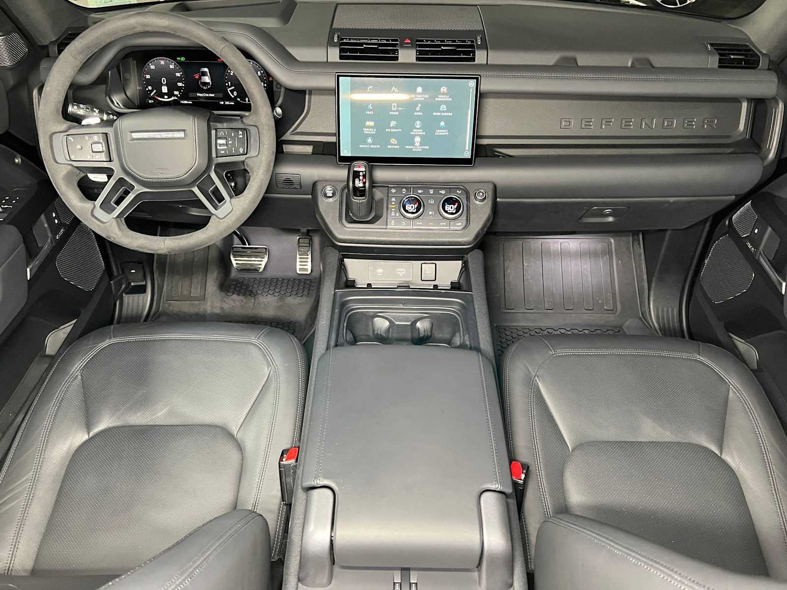 Used 2024 Land Rover Defender 110 V8 AWD/4WD image 37