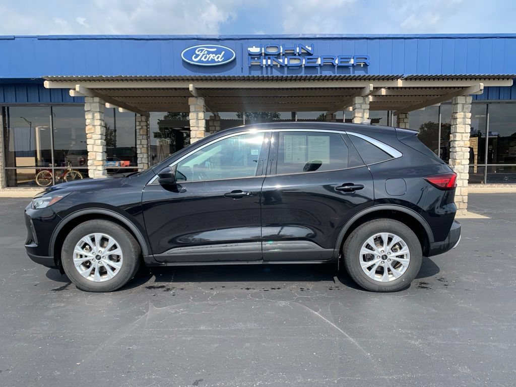 Used 2023 Ford Escape Active AWD/4WD image 7