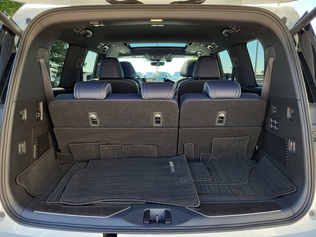 Used 2026 INFINITI QX80 4WD w/ Sport Exterior Package image 27