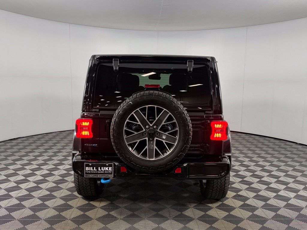 Used 2024 Jeep Wrangler High Altitude AWD/4WD image 7