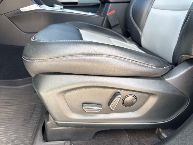 Certified 2022 Ford Explorer XLT w/ Equipment Group 202A RWD image 22
