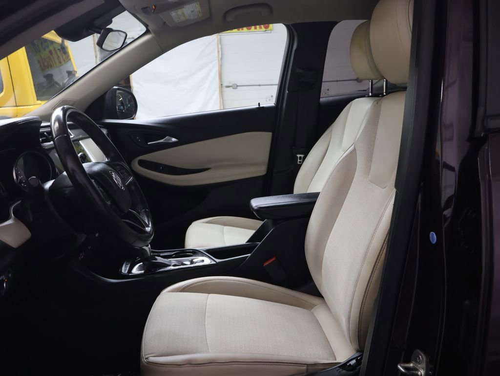 Used 2021 Buick Encore GX Select image 17