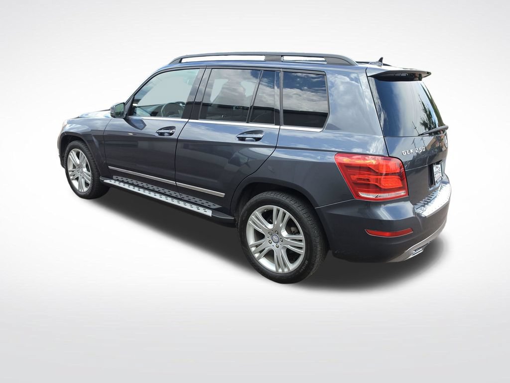 Used 2014 Mercedes-Benz GLK 250 BlueTEC 4MATIC image 3