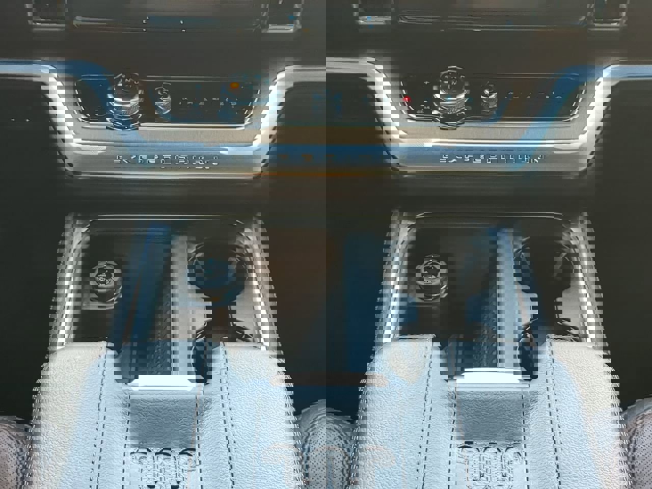 Certified 2025 Ford Expedition Max King Ranch image 17