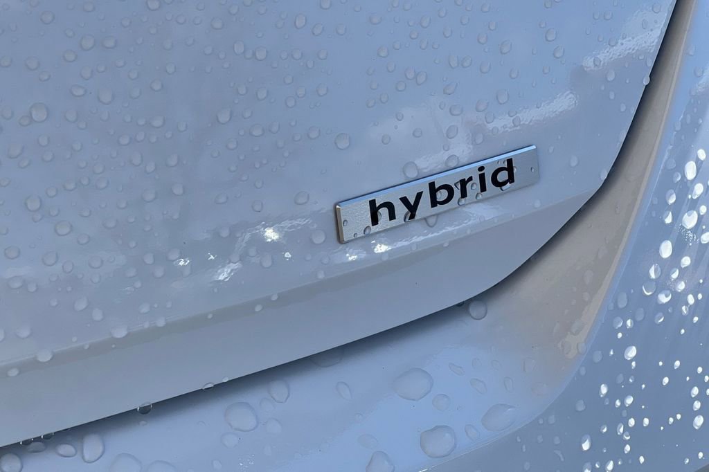 New 2025 Hyundai Elantra SEL image 7