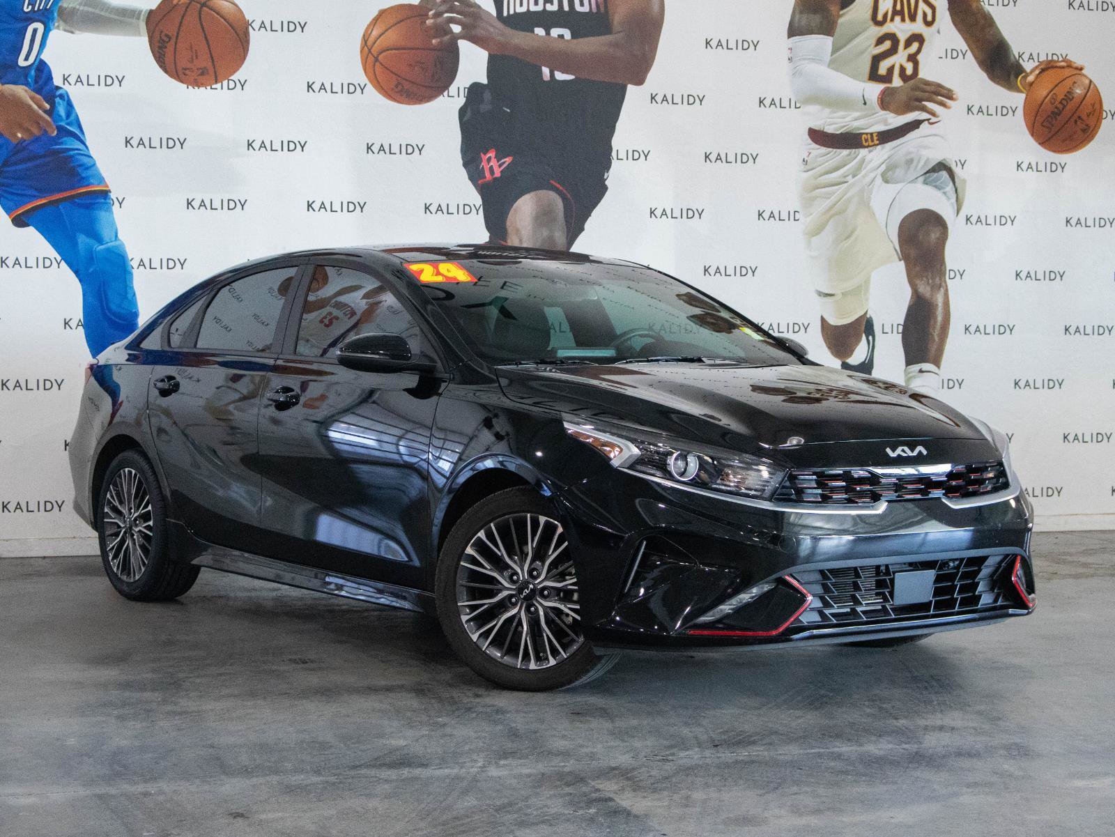 Used 2024 Kia Forte GT-Line image 2