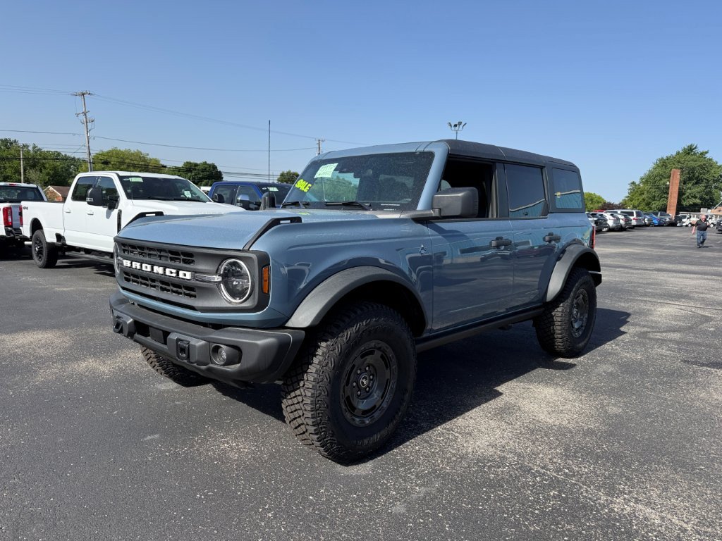 New 2024 Ford Bronco Black Diamond AWD/4WD image 5