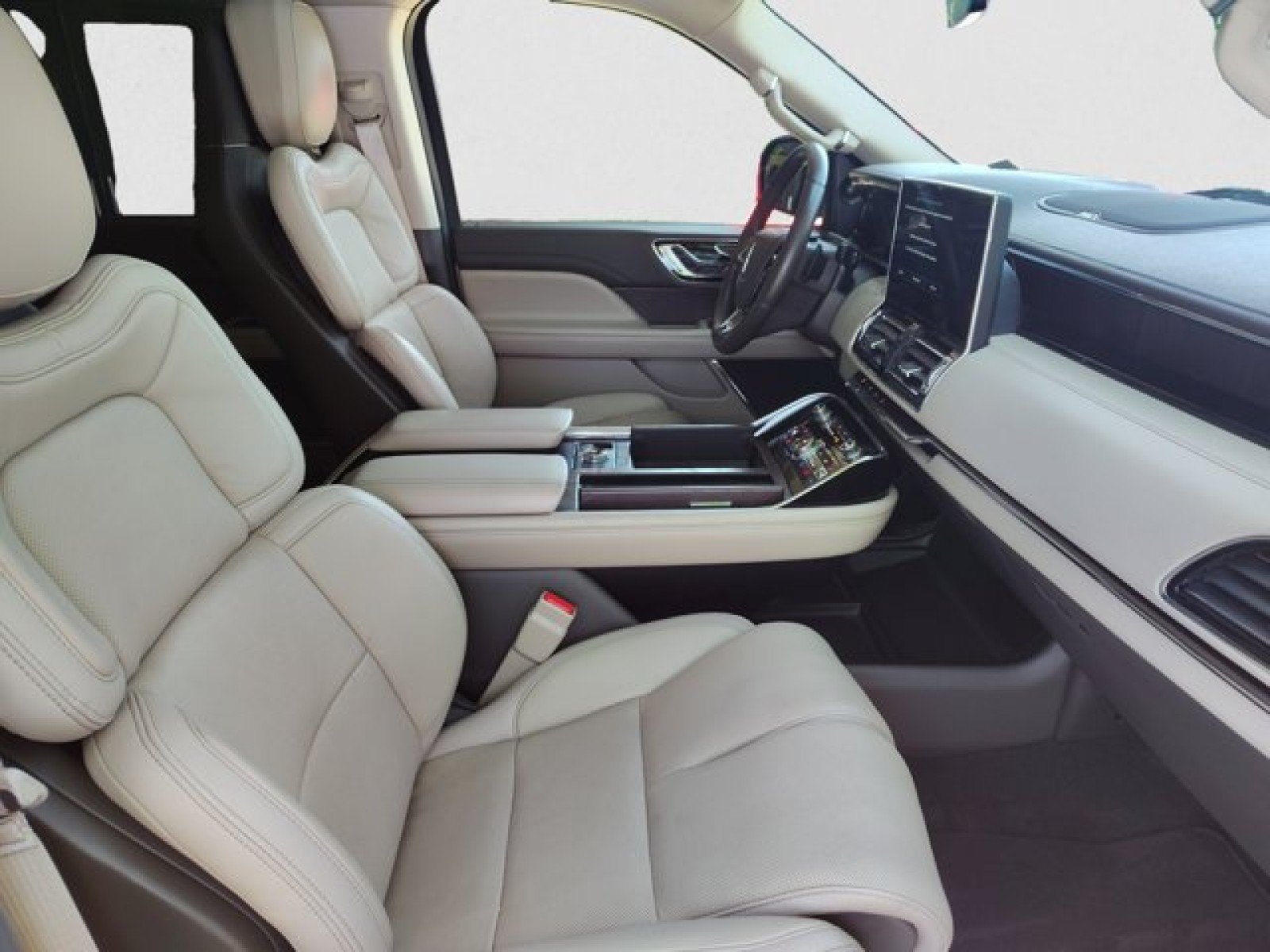 Used 2023 Lincoln Navigator Reserve AWD/4WD image 21