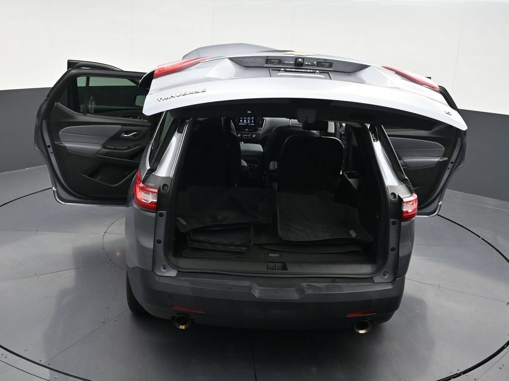 Used 2020 Chevrolet Traverse LT FWD image 38