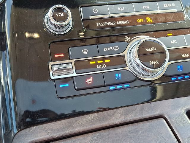 Used 2019 Lincoln Navigator Reserve AWD/4WD image 21