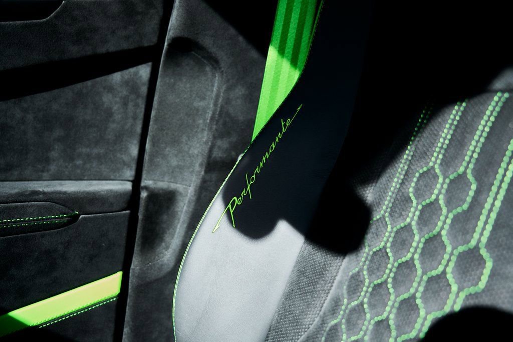 Used 2024 Lamborghini Urus Performante image 59