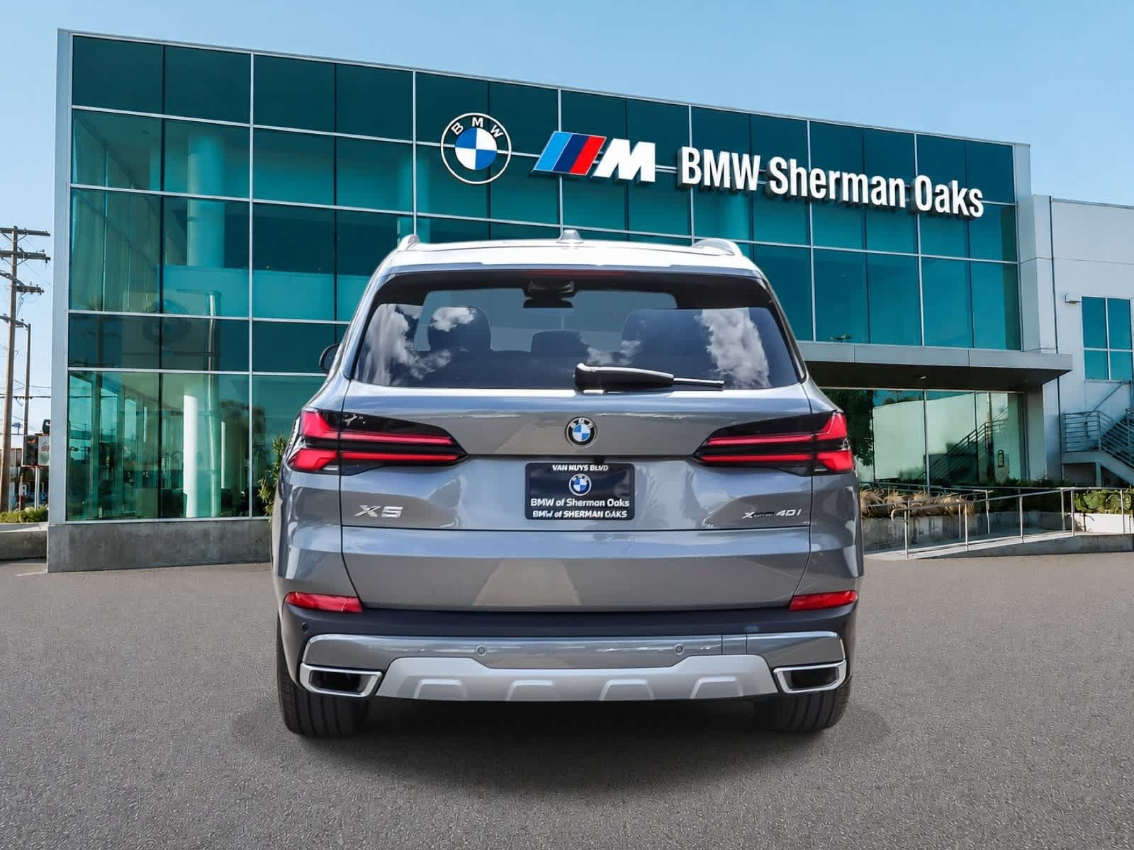 Used 2026 BMW X5 xDrive40i AWD/4WD image 5