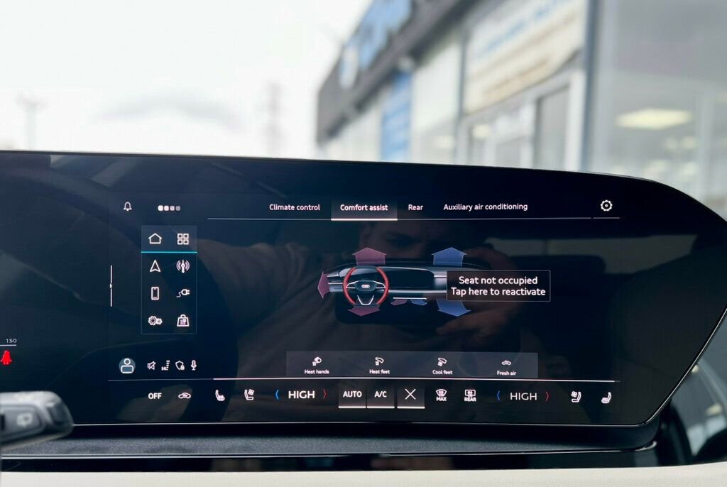 Used 2025 Audi Q6 e-tron Premium Plus w/ Premium Plus image 33