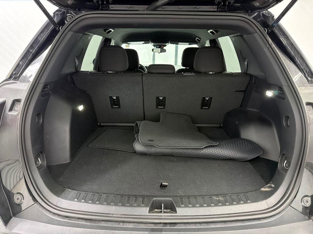 Used 2026 GMC Terrain Elevation FWD image 18