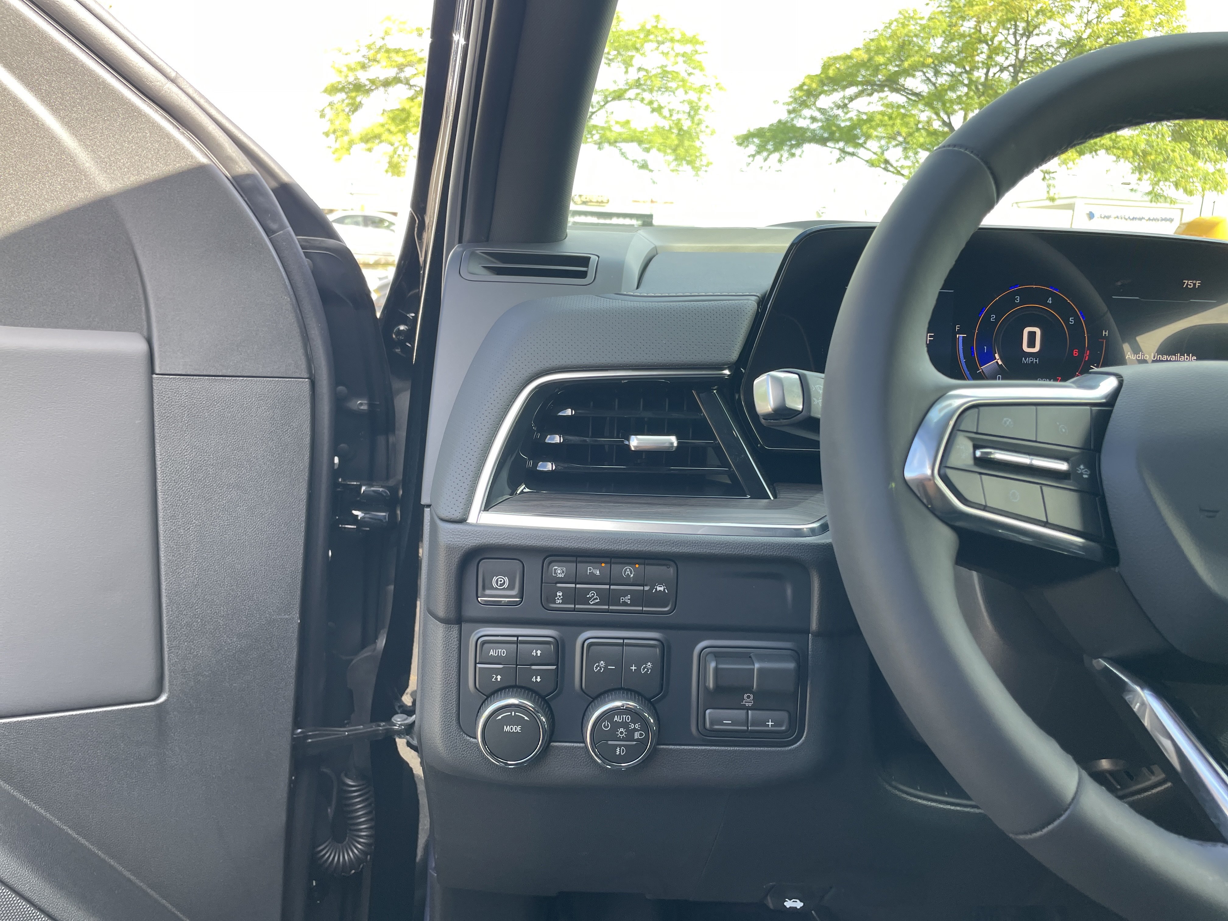 New 2026 Chevrolet Suburban Premier w/ Sun And Tow Package AWD/4WD image 14