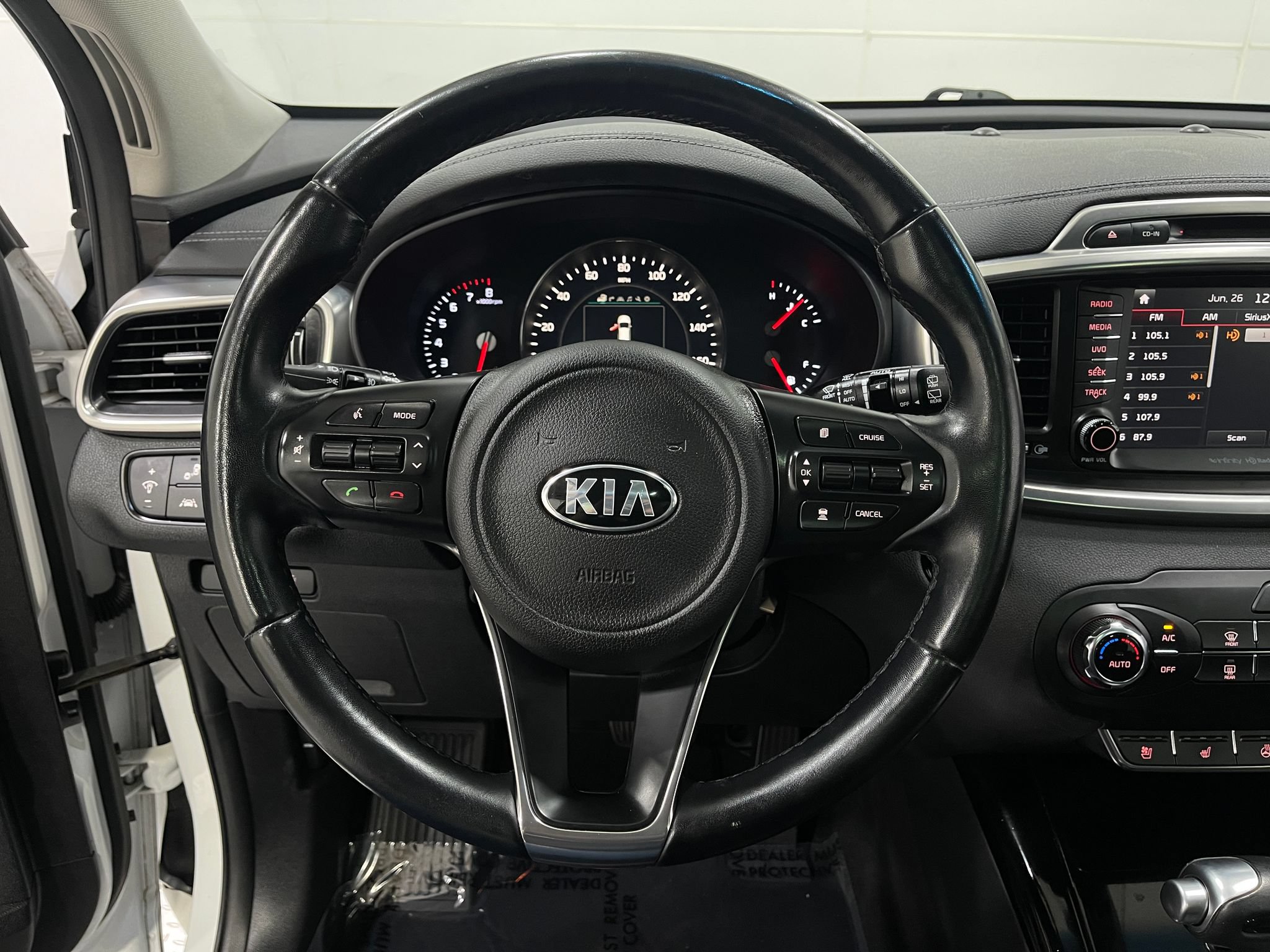 Used 2018 Kia Sorento SX AWD/4WD image 21
