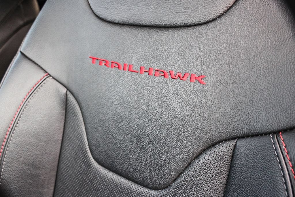 Used 2023 Jeep Compass Trailhawk w/ Trailhawk Elite Group AWD/4WD image 25
