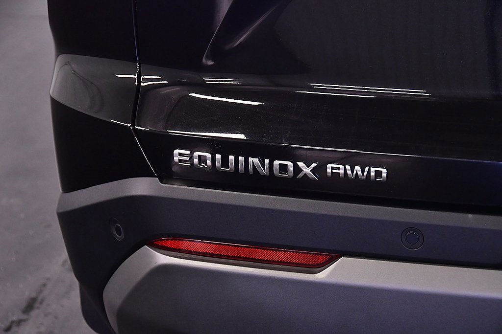 Used 2025 Chevrolet Equinox LT w/ Safety and Technology Package image 10