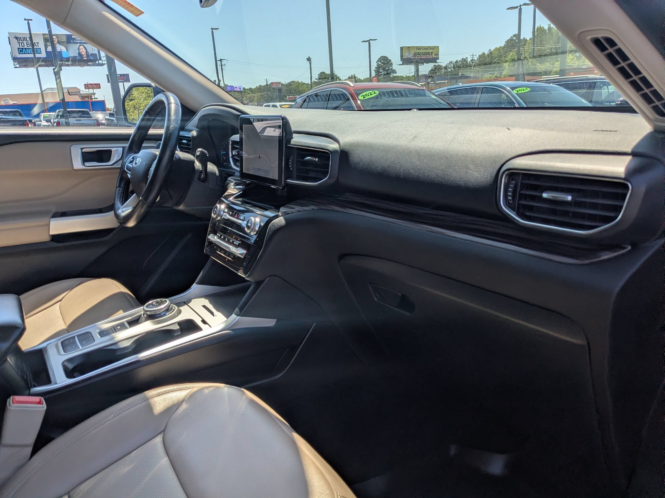 Used 2023 Ford Explorer Limited RWD image 30