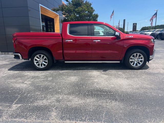 Used 2022 Chevrolet Silverado 1500 LTZ AWD/4WD image 2