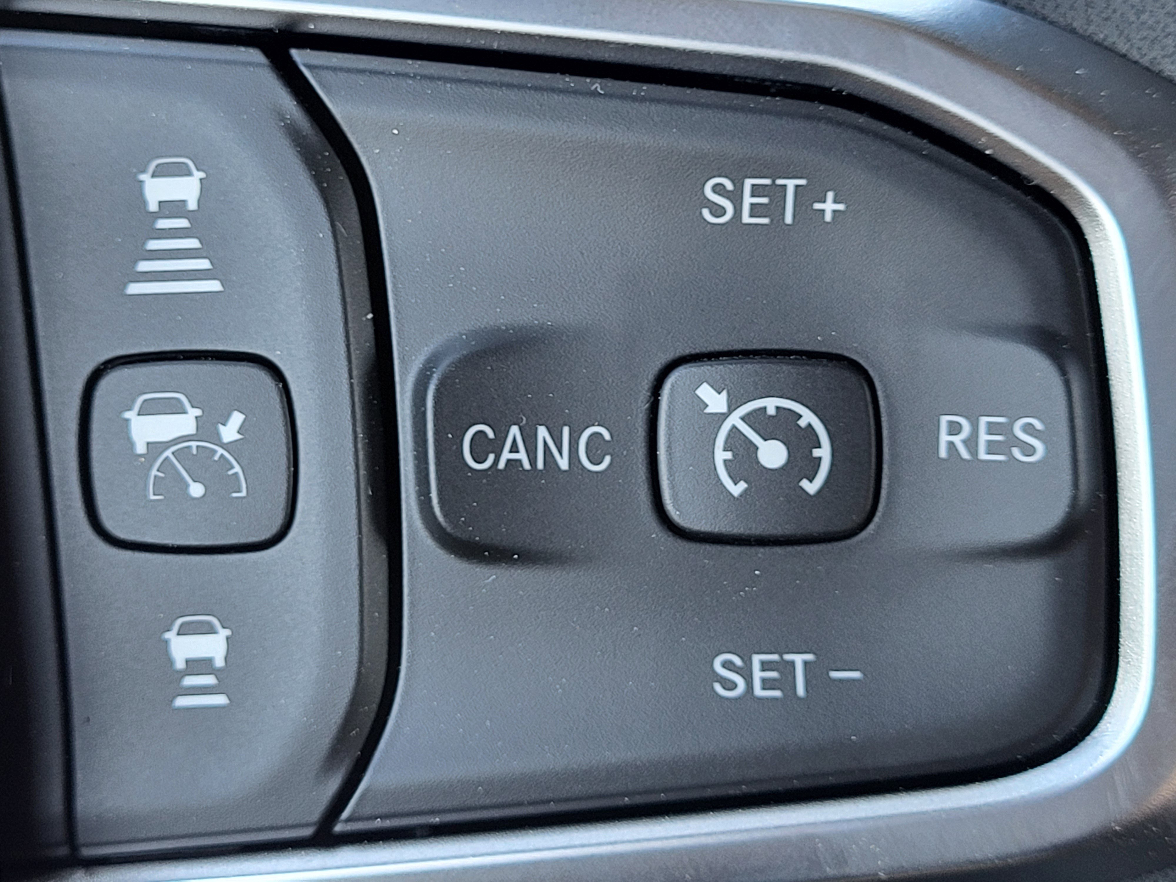 New 2026 RAM 2500 Big Horn AWD/4WD image 13