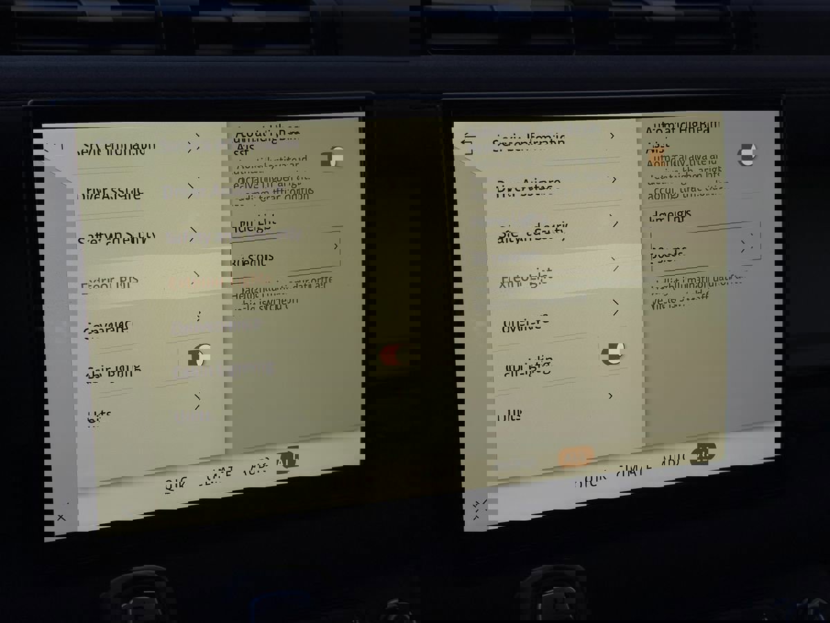 Used 2023 Land Rover Defender 110 75th Limited Edition image 57