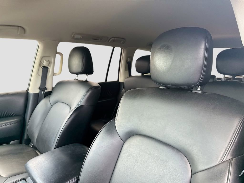 Used 2022 Nissan Armada SV w/ SV Appearance Package RWD image 11