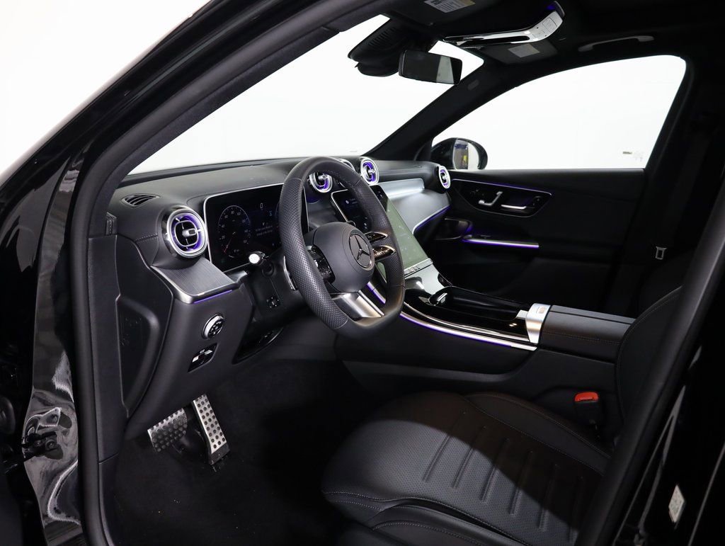 Used 2026 Mercedes-Benz GLC 300 4MATIC image 35